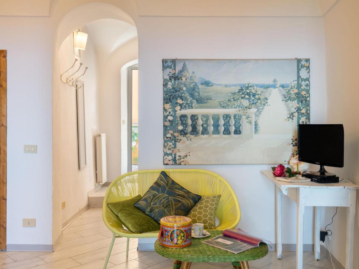 Holiday Home Francesca - Slr212 By Interhome Cipressa Bagian luar foto