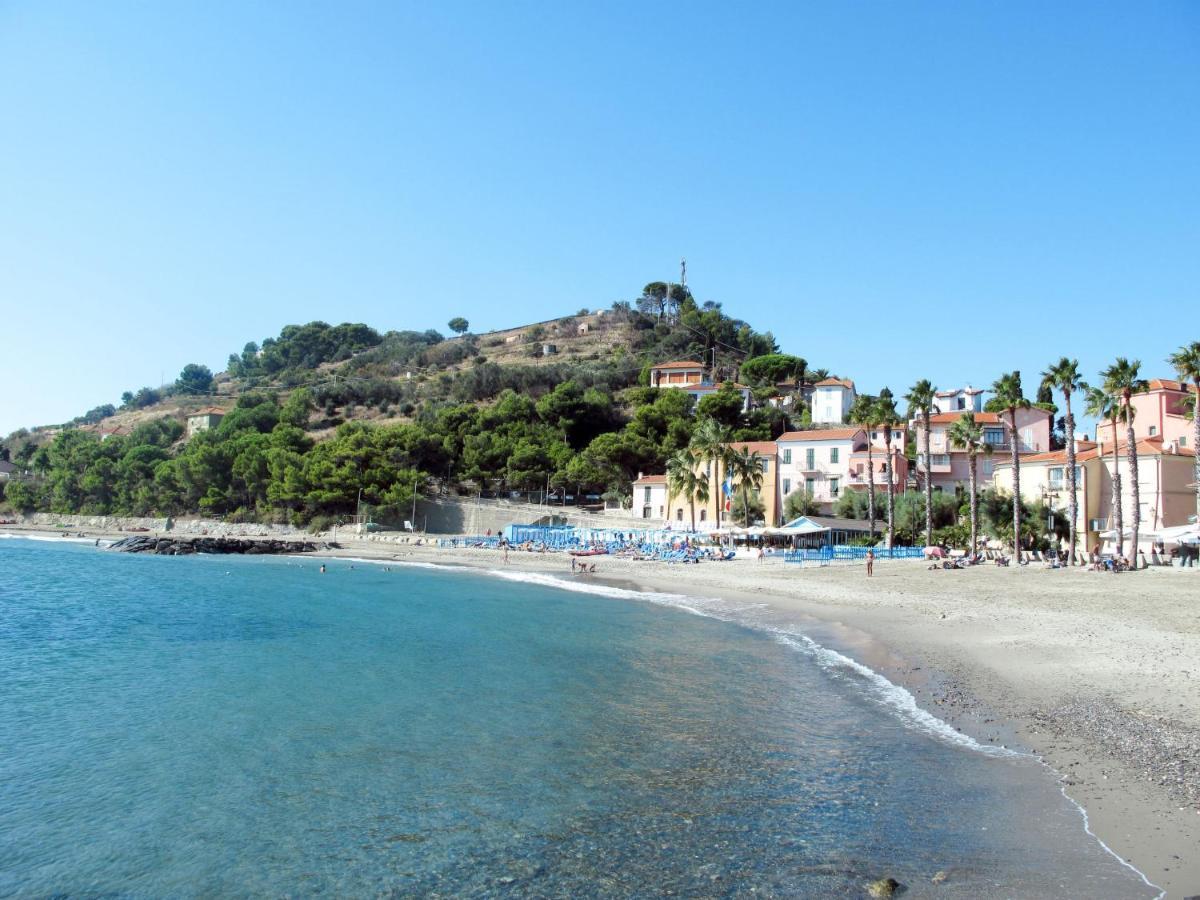 Holiday Home Francesca - Slr212 By Interhome Cipressa Bagian luar foto